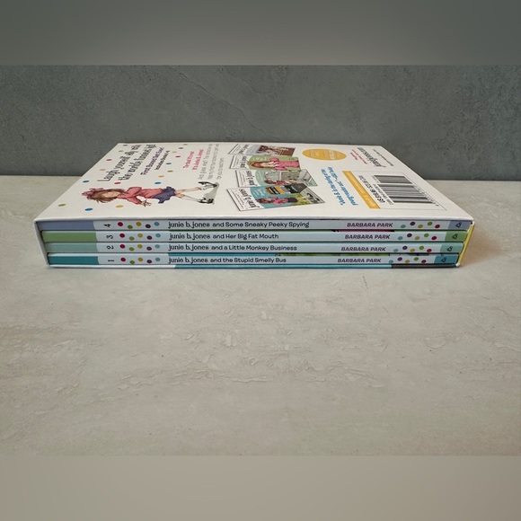 Junie B. Jones's First Boxed Set Ever! (Books 1-4) - Paperback - New - Picture 2 of 4